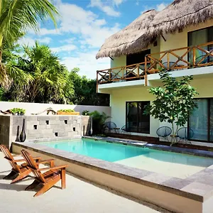 Hotel Boutique La Puerta Azul Beachfront - Adults Only, Isola Holbox